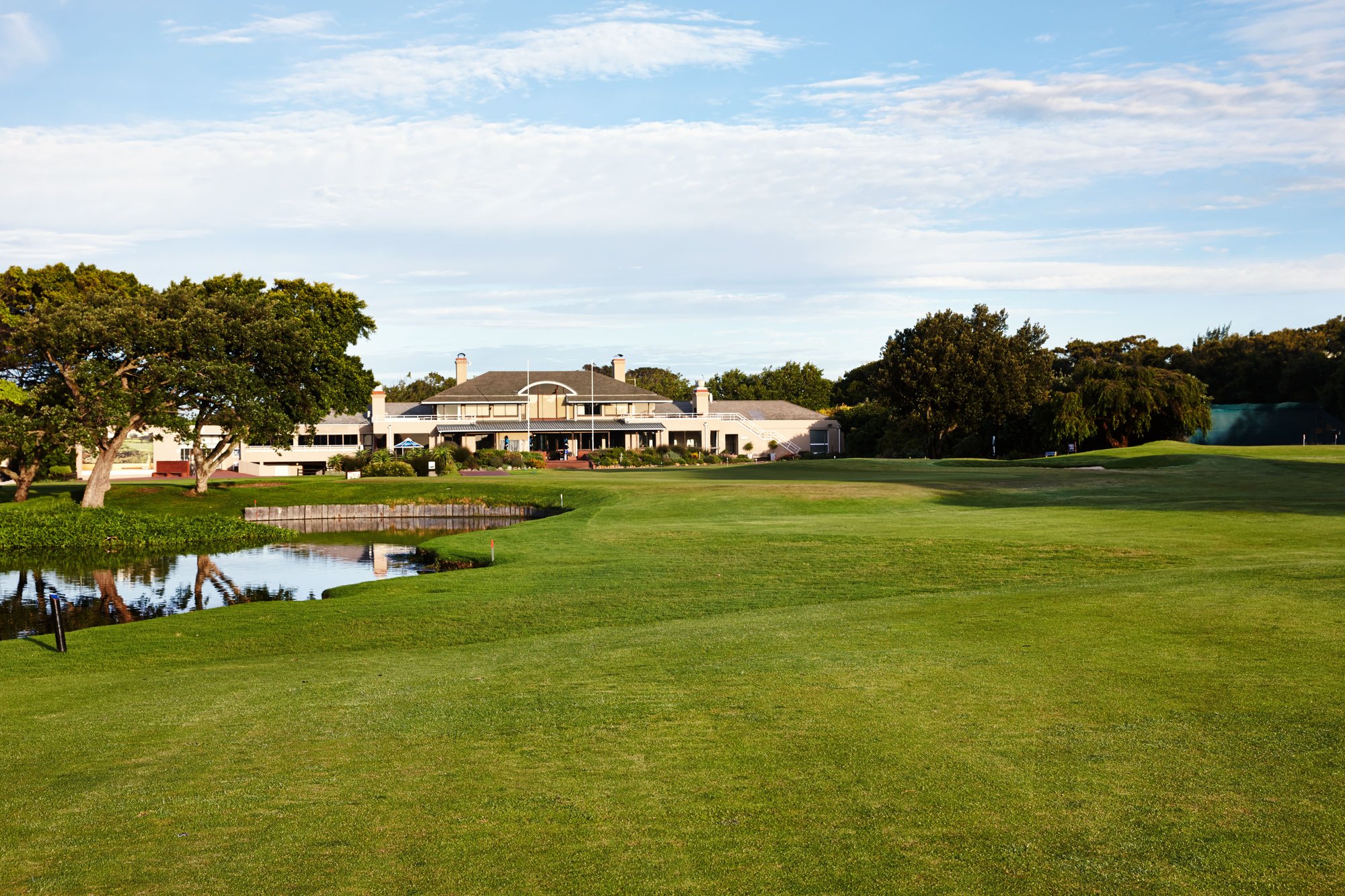 picturesque-golf-course-view-with-clubhouse-and-po-2026-03-25-02-57-34-utc
