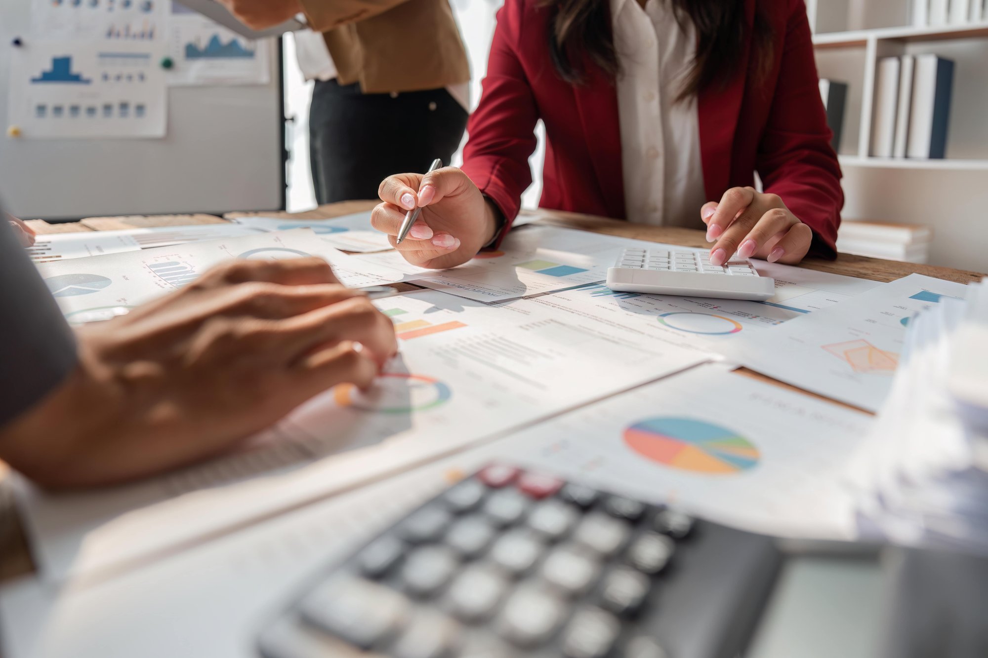 financial-analyst-analyzes-business-finance-report-2025-01-10-12-42-40-utc-min